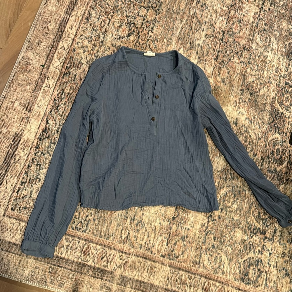 A.n.a long sleeve top size XS